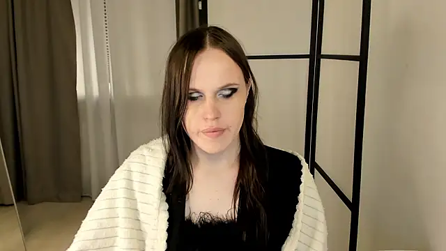 EffieMinki online show from February 26, 9:25 pm