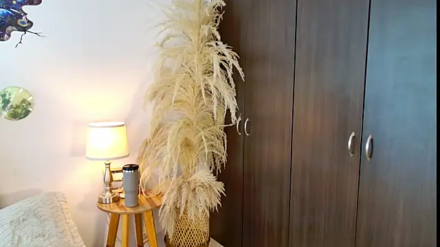 SarahCinnamon- online show from July 11, 4:29 pm