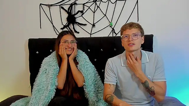 Snapshot of A_sexy_couple__ chatting on October 30, 8:10 pm A sexy couple   online show from October 30, 8:10 pm