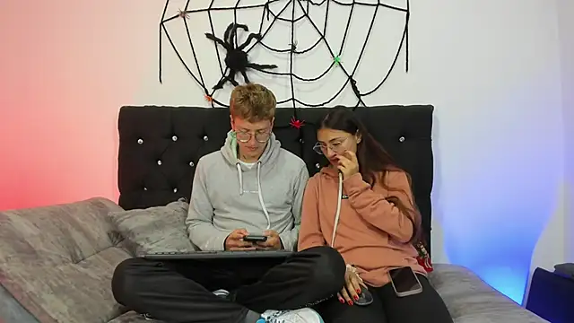 Snapshot of A_sexy_couple__ chatting on October 8, 7:40 pm A sexy couple   online show from October 8, 7:40 pm