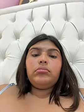 Lia sexx online show from May 2, 9:18 pm