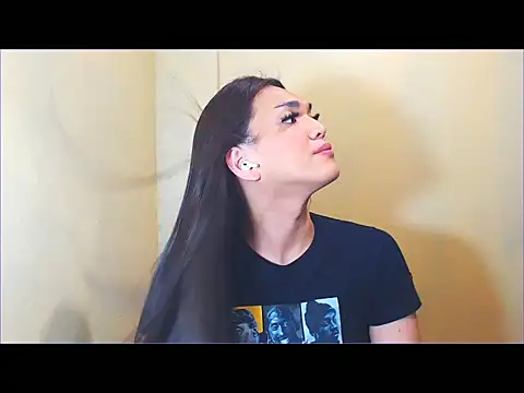 WONDERWOMAN2023 online show from February 28, 11:37 pm