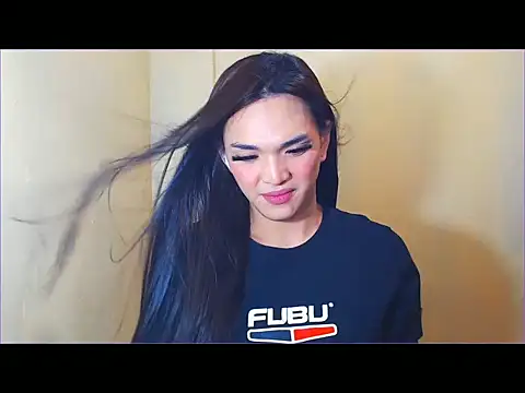 WONDERWOMAN2023 online show from March 9, 1:58 pm