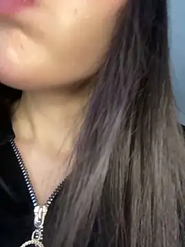 little belucci online show from March 19, 3:49 pm