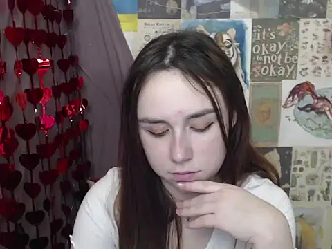 VeryVeryVeryShy  online show from February 19, 11:43 am