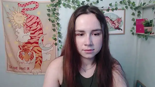 VeryVeryVeryShy  online show from June 29, 5:36 am