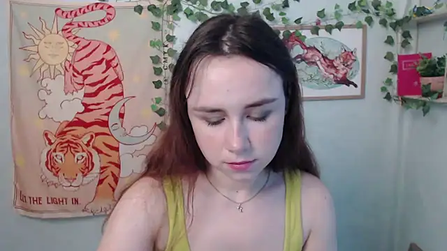 VeryVeryVeryShy  online show from July 29, 5:29 am