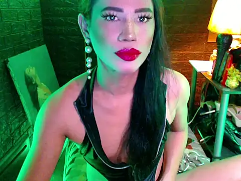 sweetsinner xx online show from June 9, 9:36 pm