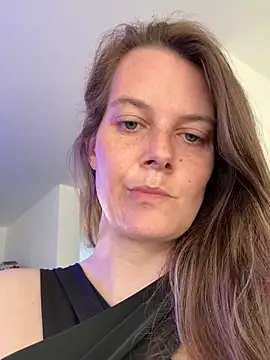 newMichelle online show from April 30, 6:07 am