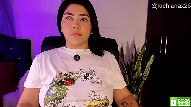 lucy26  online show from June 11, 3:03 am