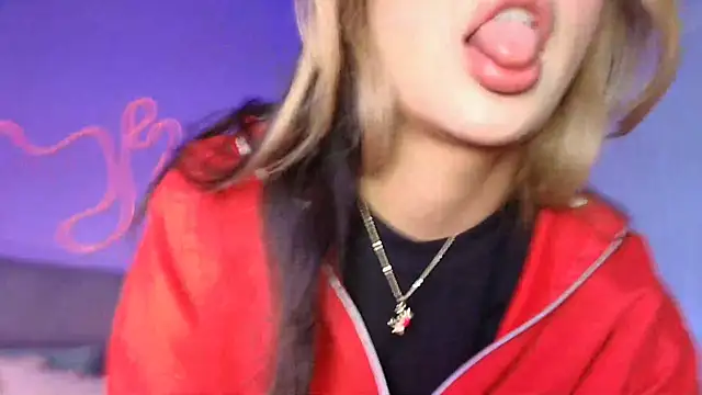 Sofly s online show from May 1, 12:52 pm