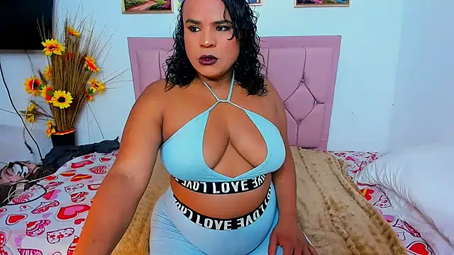 lafugosaluciana online show from May 4, 7:23 am