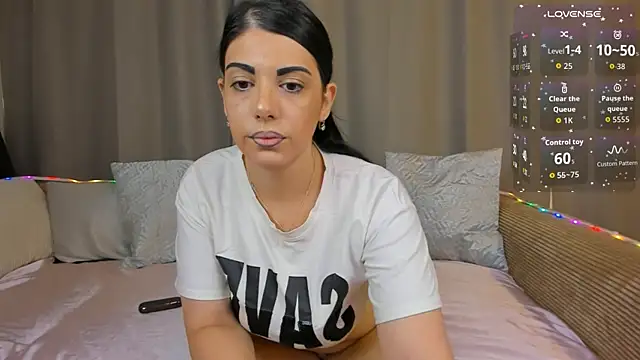 Elizabettalee online show from July 14, 1:06 am