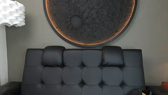 miss vaiolette online show from November 13, 11:09 am