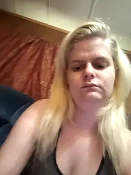 BadAssBitchMakayla online show from May 17, 6:07 pm