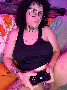 callmelouve online show from November 9, 4:03 pm