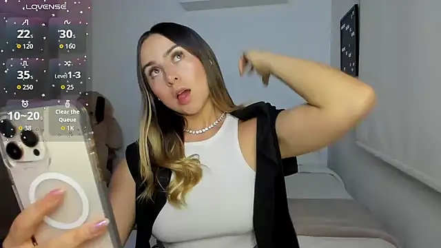 sophi mooreno online show from July 21, 4:24 am