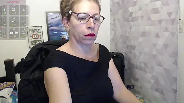 Chayla Ruiz online show from September 8, 8:19 pm