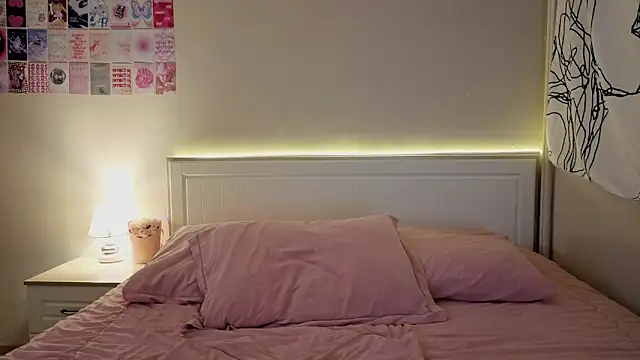 LisaSweetie online show from March 9, 6:55 pm