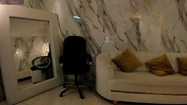 JadeEvansX online show from November 25, 4:42 pm