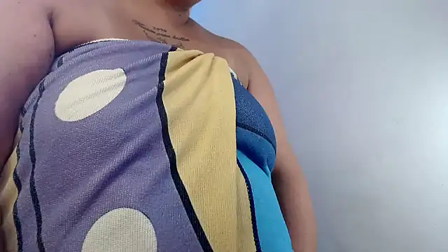 NAILAH SANZ online show from October 4, 12:33 pm