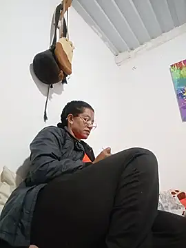 Bigassmommy x online show from July 23, 3:26 am