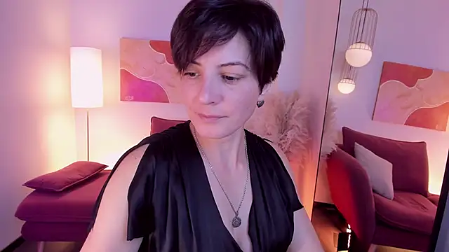 LorenDaze online show from October 1, 2:22 pm