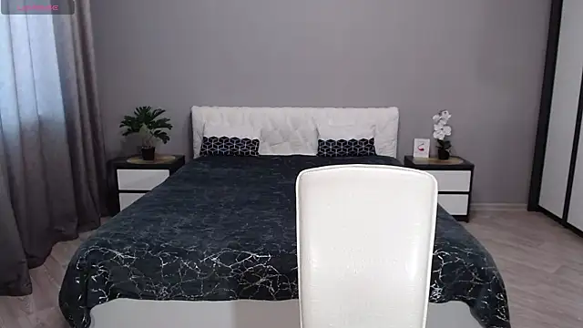 VictoriaTiger online show from July 26, 9:39 am