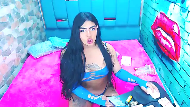 violet bigcock774 online show from June 11, 7:43 pm