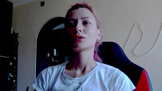 karo123421 online show from October 19, 9:22 am