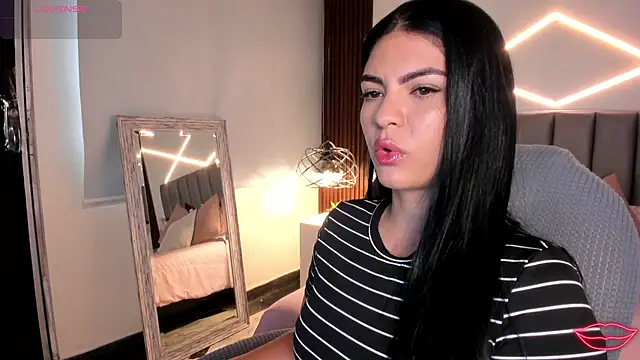 Veronicalanx1 online show from June 15, 11:43 am