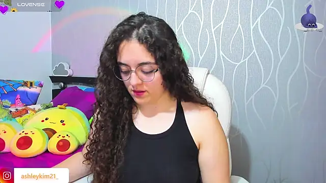 AshleyKim  online show from December 1, 9:50 pm