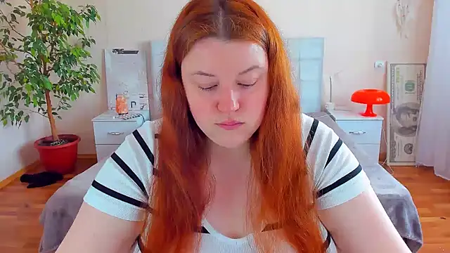 PolinaSalvatore online show from March 9, 11:57 am