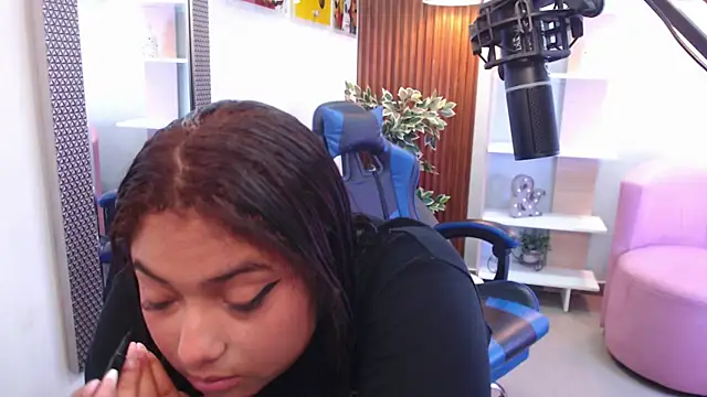 Kenya--Buhle online show from September 16, 11:18 am