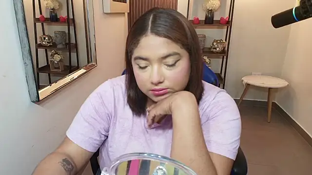 Kenya--Buhle online show from February 12, 6:20 pm