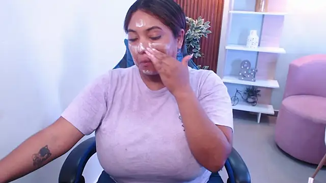 Kenya--Buhle online show from September 12, 11:18 am