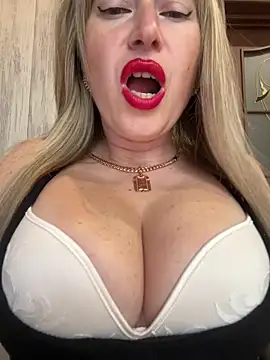Kittenforyou online show from April 28, 11:58 am