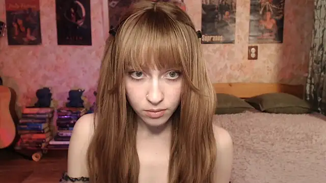 Friendly Ellie online show from March 21, 11:37 am