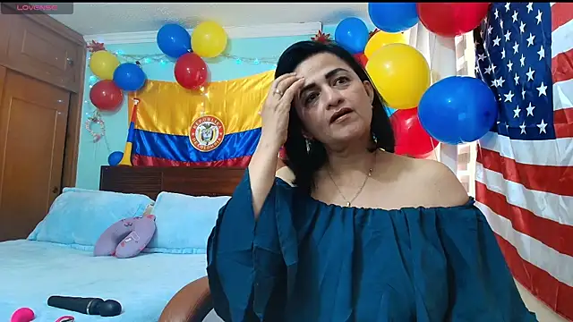 ISABEEL SOFIA01 online show from June 25, 3:13 pm