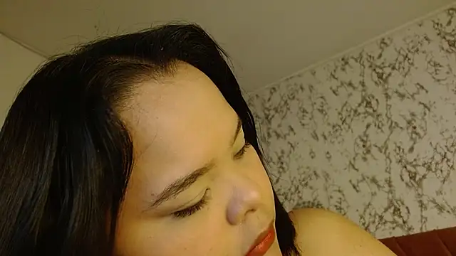 Snapshot of sexychubby___ chatting on September 28, 3:28 pm sexychubby    online show from September 28, 3:28 pm