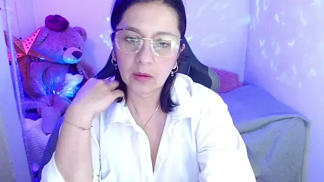 camilalatti online show from April 23, 12:41 am