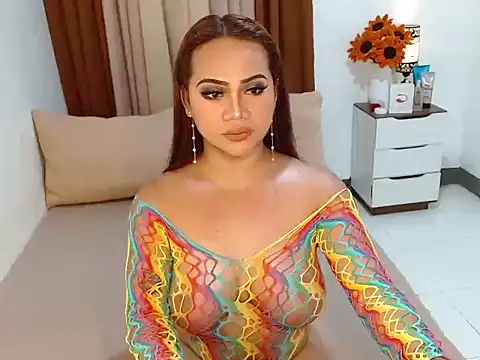 QueenVersa online show from July 23, 1:58 am