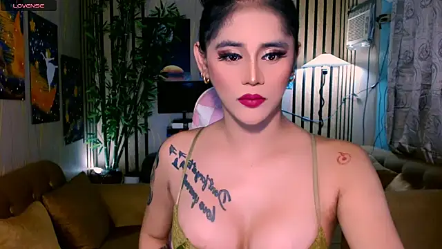 UrSweetKatCakes online show from September 22, 1:37 am