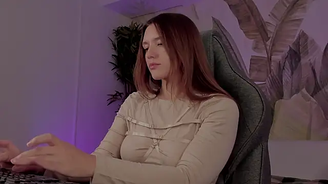 JennyDens online show from November 25, 6:31 pm