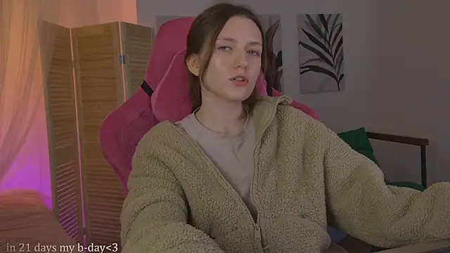 JennyDens online show from April 28, 5:39 pm