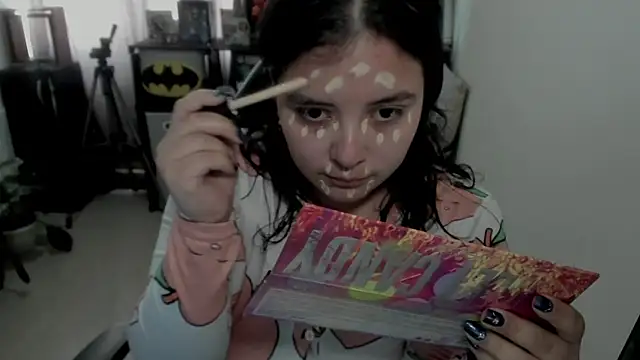 aika-dreams online show from July 28, 2:35 pm