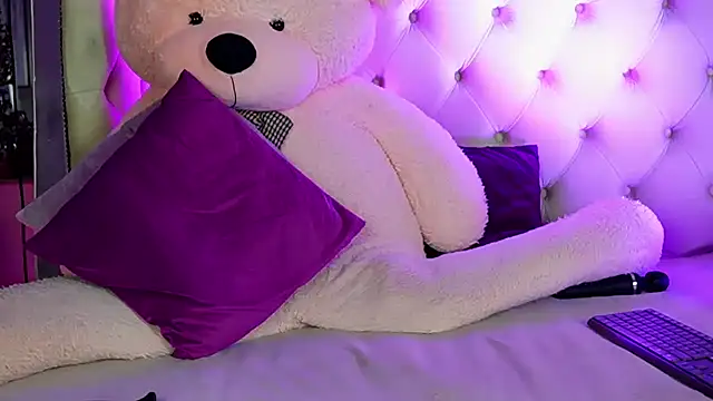 Squirt Tanya online show from January 17, 9:00 pm