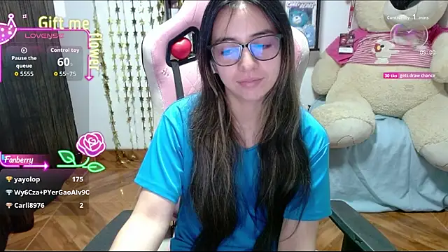 Snapshot of Maggie_Fox3 chatting on September 12, 3:51 am Maggie Fox3 online show from September 12, 3:51 am