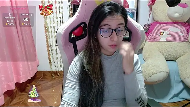 Maggie Fox3 online show from November 20, 3:29 am