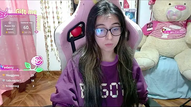 Maggie Fox3 online show from November 7, 2:17 am